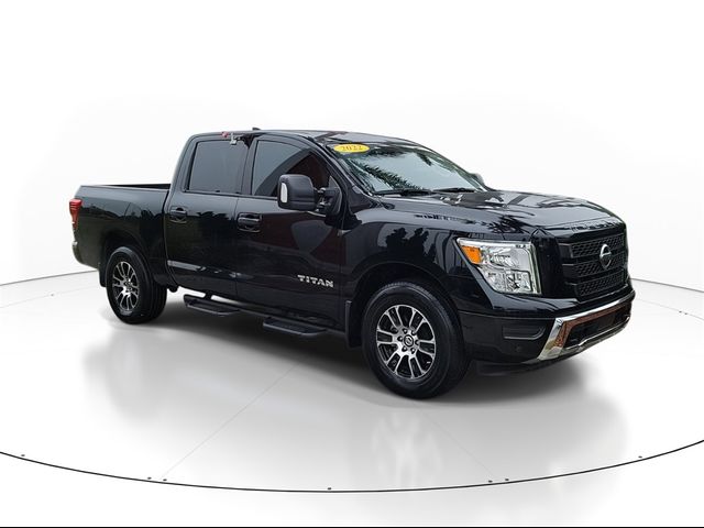 2022 Nissan Titan SV