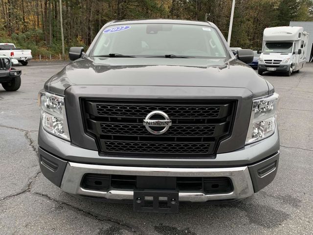 2022 Nissan Titan SV