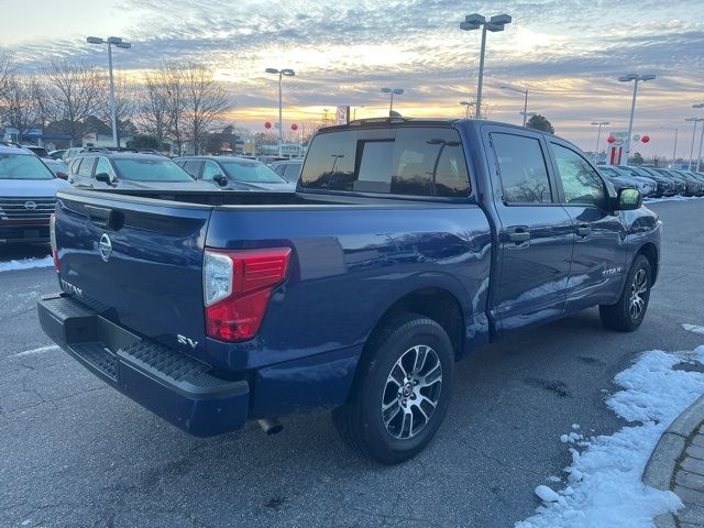 2022 Nissan Titan SV