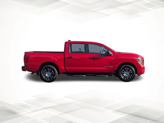 2022 Nissan Titan SV