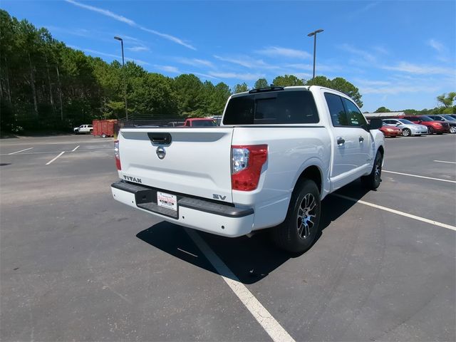 2022 Nissan Titan SV