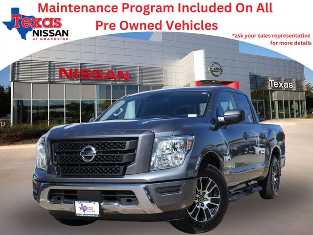 2022 Nissan Titan SV