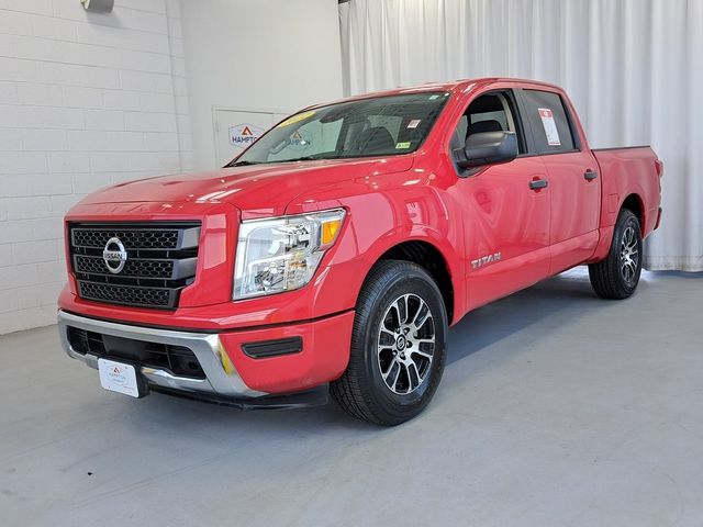 2022 Nissan Titan SV