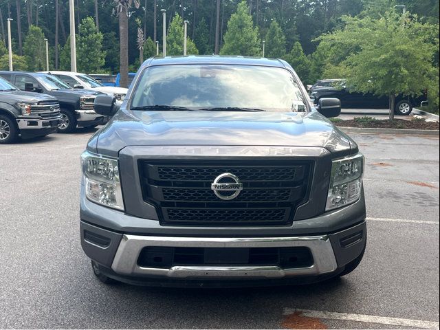 2022 Nissan Titan SV