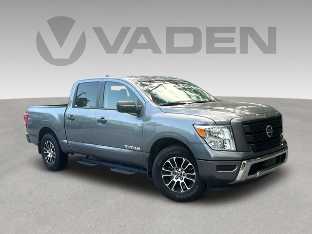 2022 Nissan Titan SV