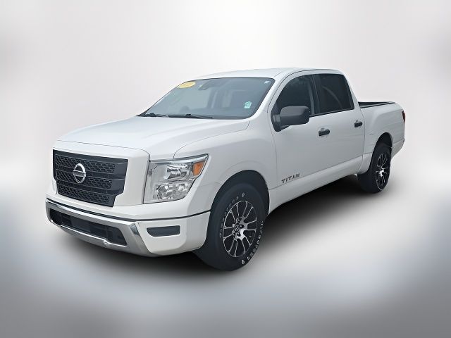 2022 Nissan Titan SV