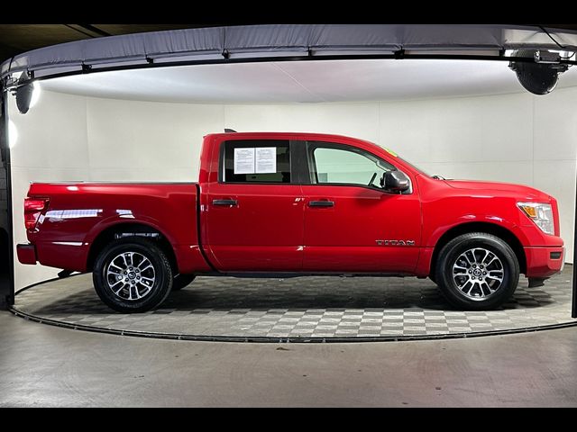 2022 Nissan Titan SV