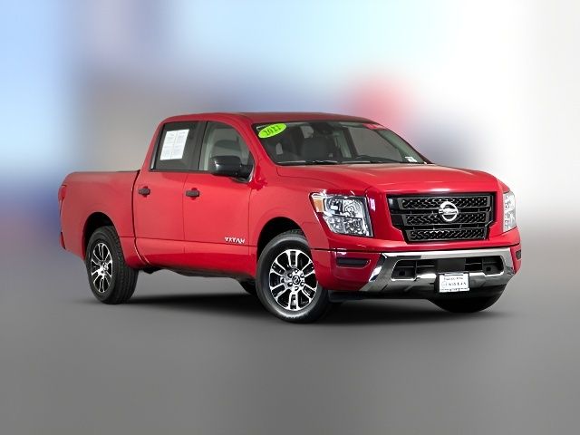 2022 Nissan Titan SV