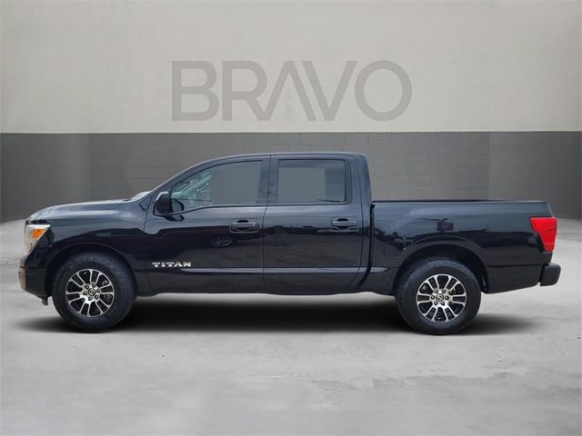 2022 Nissan Titan SV