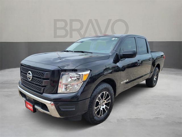 2022 Nissan Titan SV