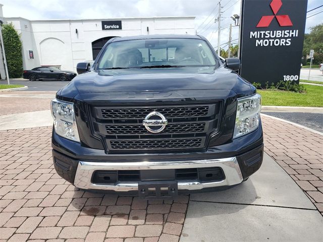 2022 Nissan Titan SV