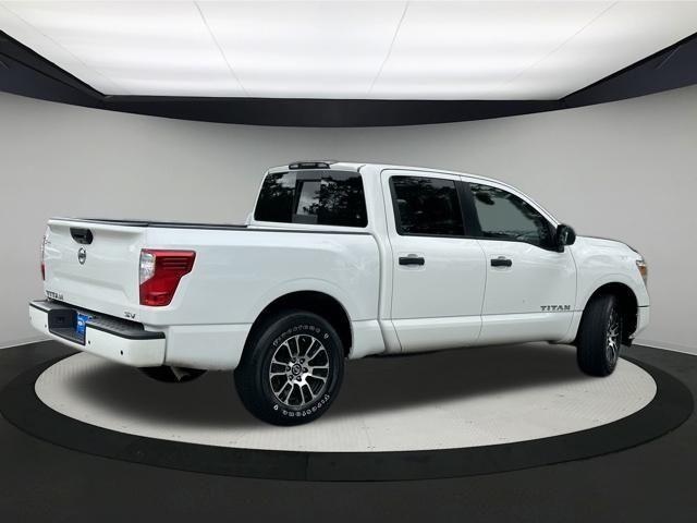 2022 Nissan Titan SV