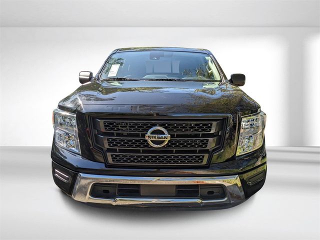 2022 Nissan Titan SV