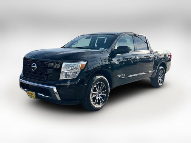 2022 Nissan Titan SV