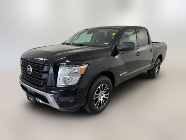 2022 Nissan Titan SV