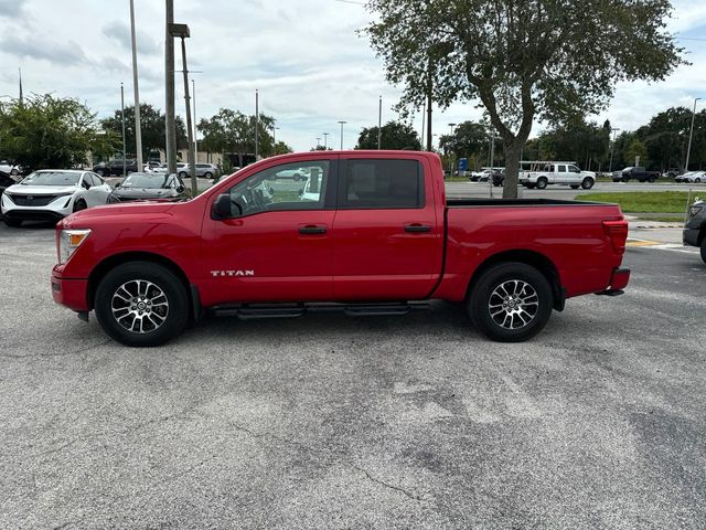 2022 Nissan Titan SV