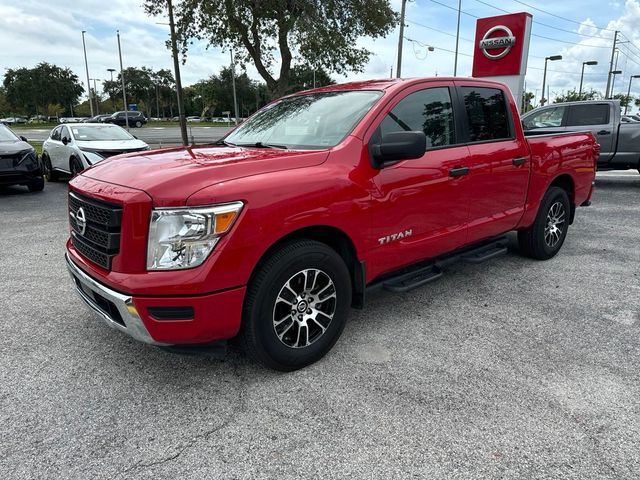 2022 Nissan Titan SV