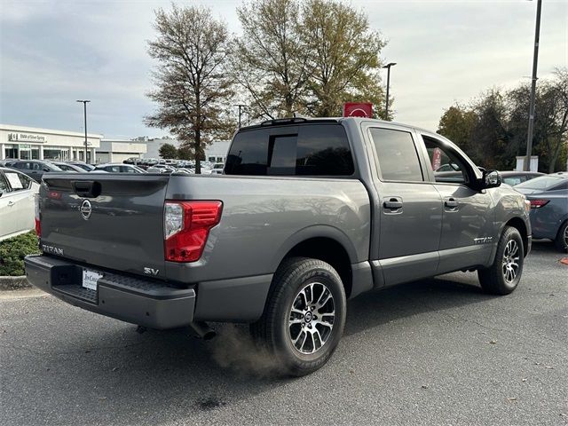 2022 Nissan Titan SV