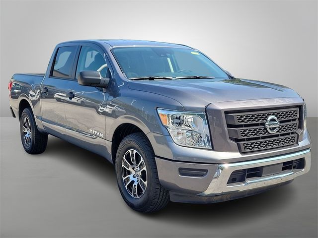 2022 Nissan Titan SV