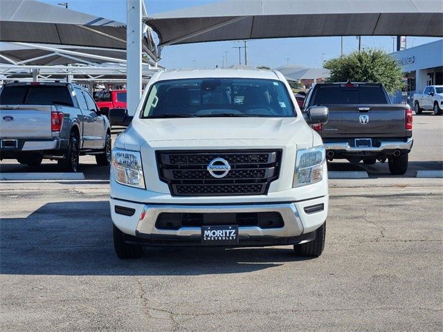 2022 Nissan Titan SV