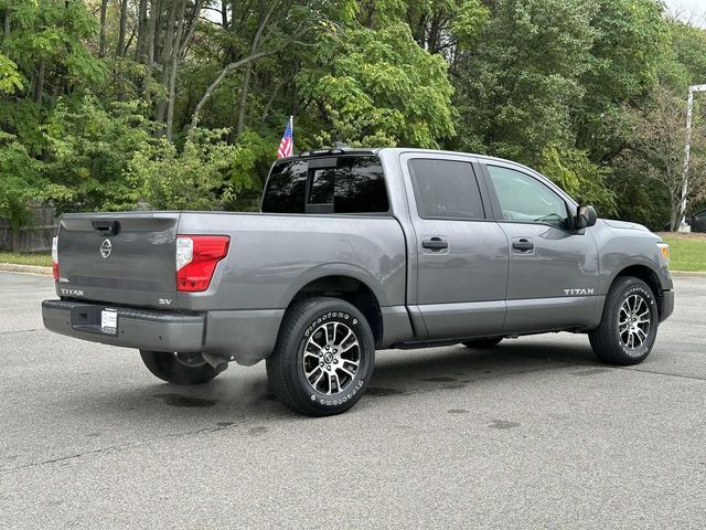 2022 Nissan Titan SV