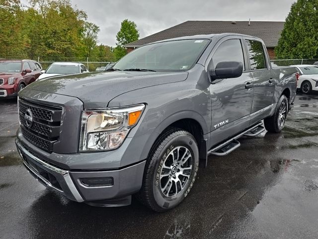 2022 Nissan Titan SV