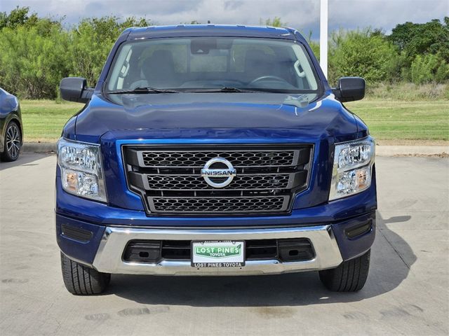 2022 Nissan Titan SV