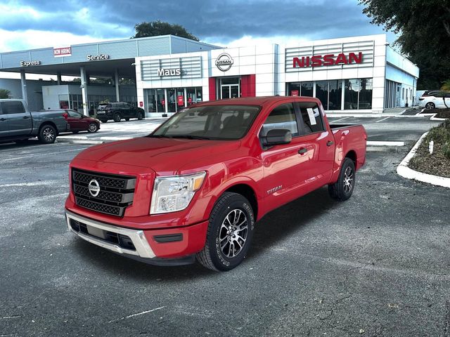 2022 Nissan Titan SV