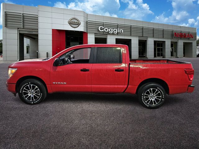 2022 Nissan Titan SV