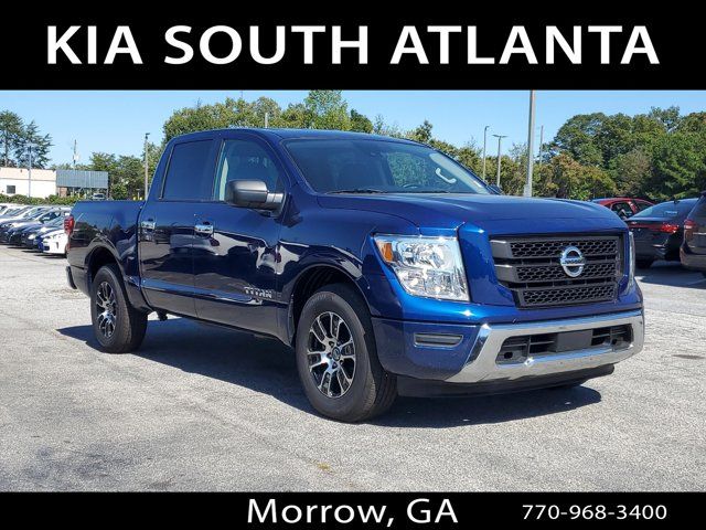 2022 Nissan Titan SV