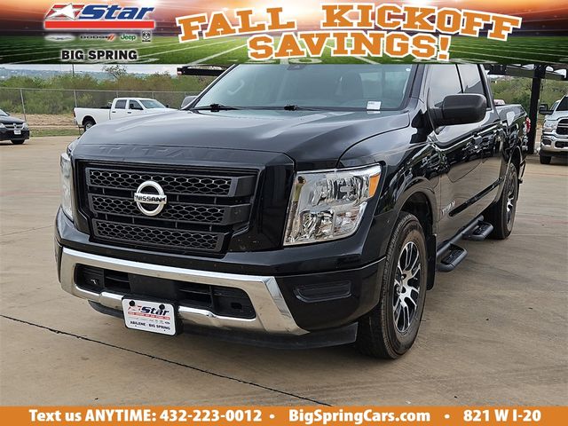 2022 Nissan Titan SV