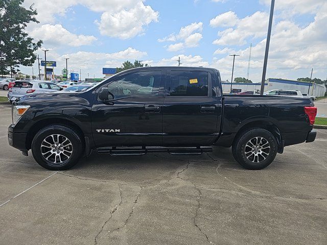 2022 Nissan Titan SV