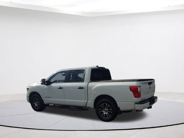 2022 Nissan Titan SV