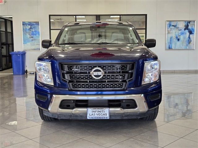 2022 Nissan Titan SV