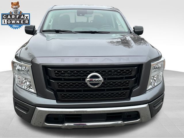 2022 Nissan Titan SV