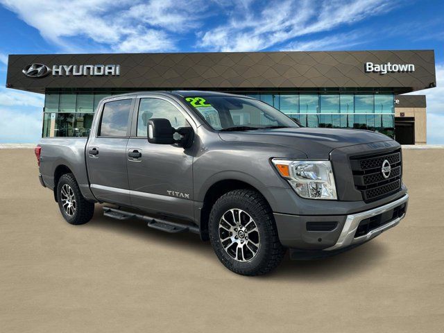 2022 Nissan Titan SV