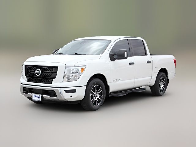 2022 Nissan Titan SV