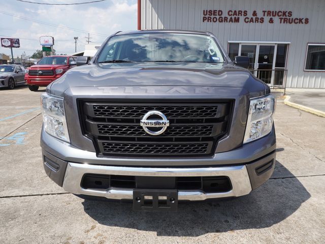 2022 Nissan Titan SV