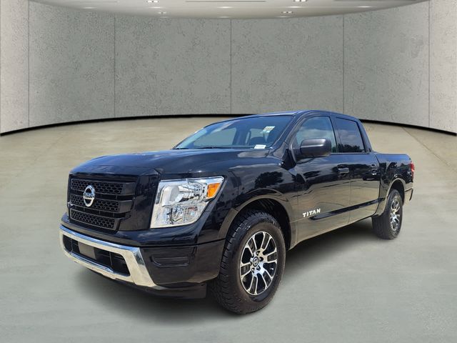 2022 Nissan Titan SV