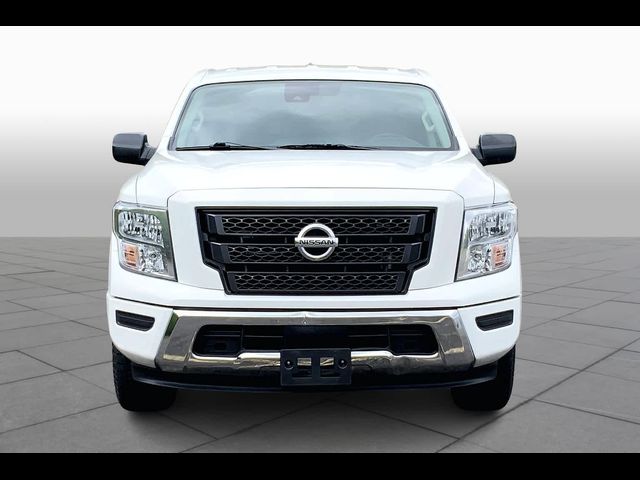 2022 Nissan Titan SV