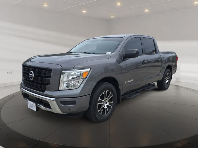 2022 Nissan Titan SV