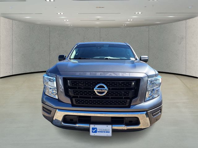 2022 Nissan Titan SV