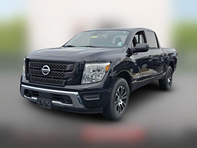 2022 Nissan Titan SV