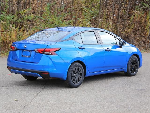 2022 Nissan Versa S