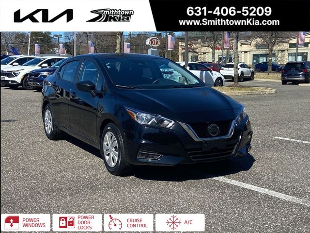 2022 Nissan Versa S