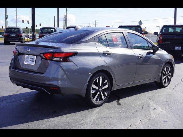 2022 Nissan Versa SR