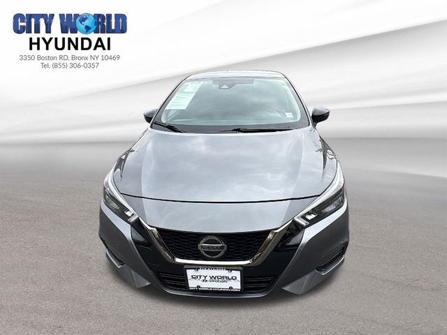 2022 Nissan Versa SR