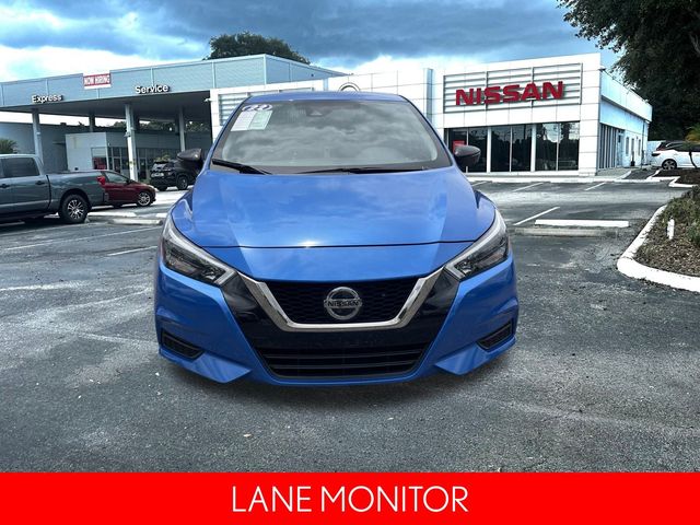 2022 Nissan Versa SR