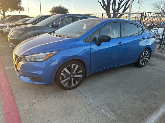 2022 Nissan Versa SR