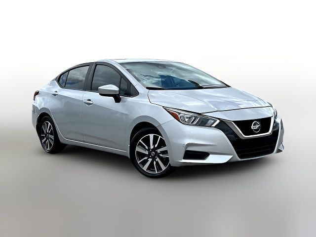 2022 Nissan Versa SV